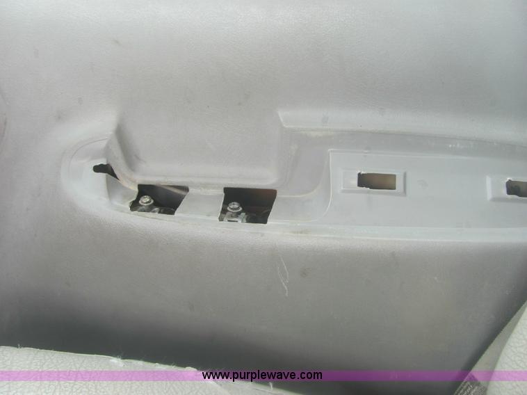 image for item 6932 1997 Chevrolet C2500 Cheyenne pickup truck