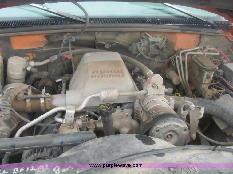 image for item 6932 1997 Chevrolet C2500 Cheyenne pickup truck