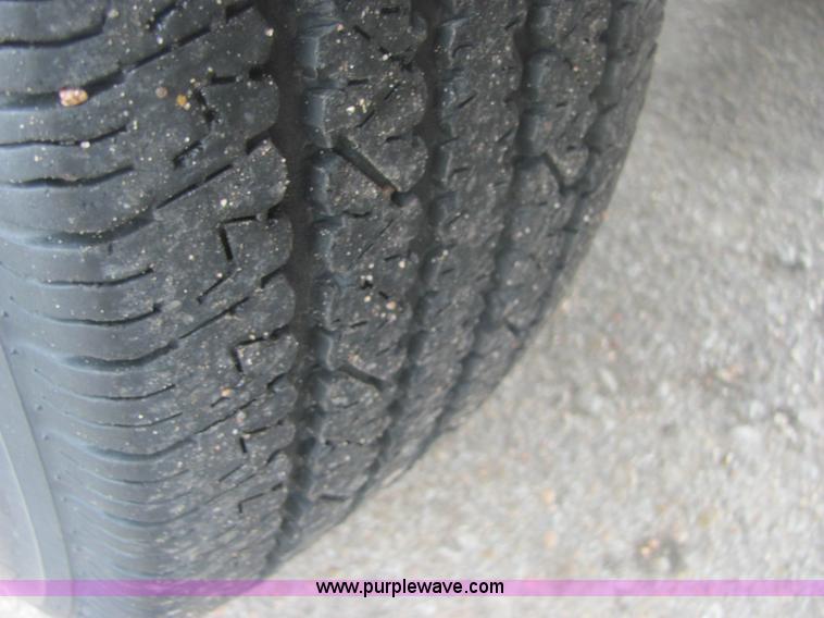 image for item 6932 1997 Chevrolet C2500 Cheyenne pickup truck