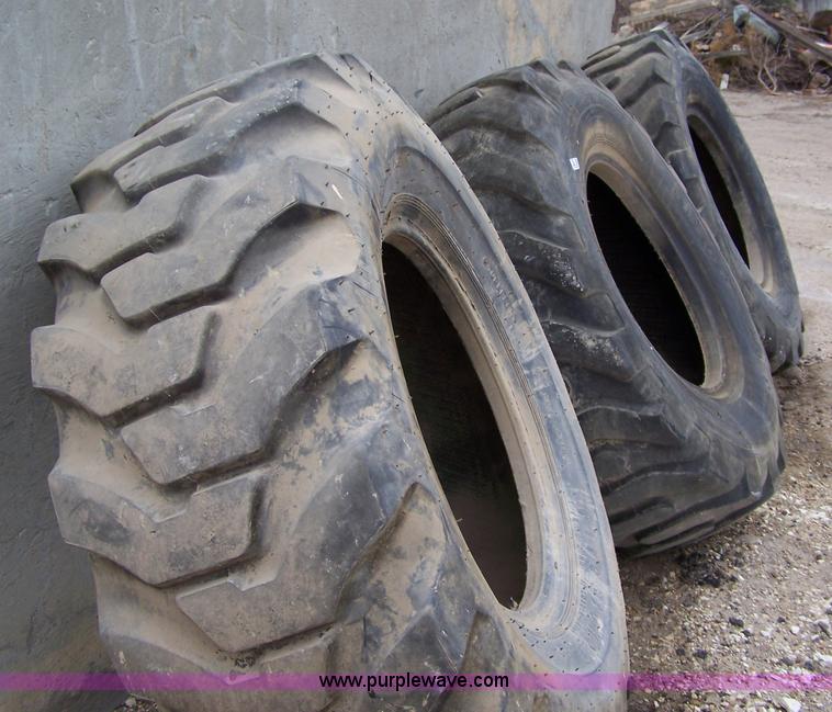 image for item 7352 Assorted tires