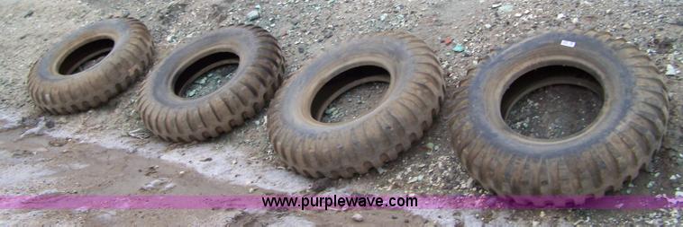 image for item 7355 (4) Mansfield 11.00-20 tires