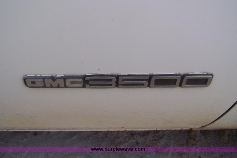 image for item 7378 1989 GMC 3500 service truck