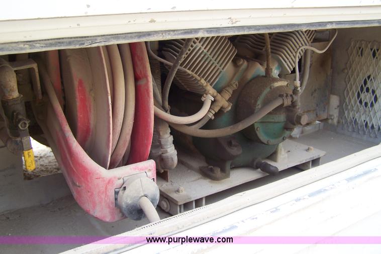 image for item 7378 1989 GMC 3500 service truck