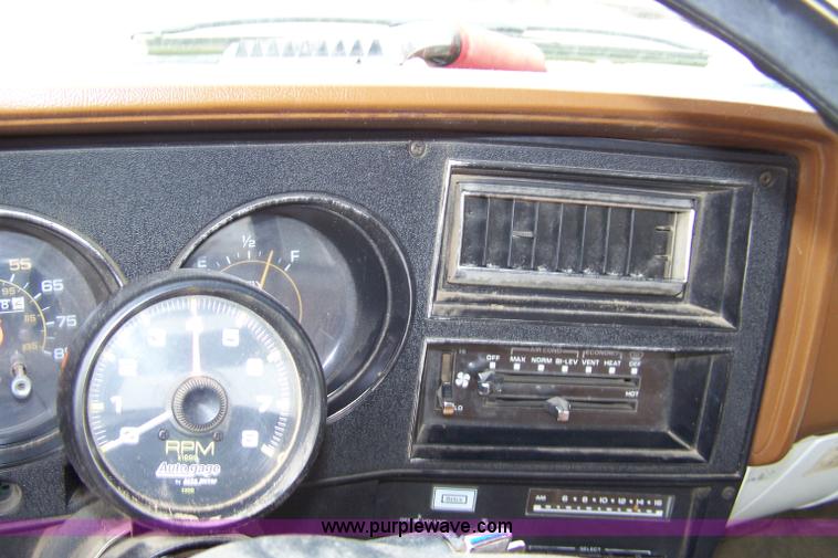 image for item 7378 1989 GMC 3500 service truck