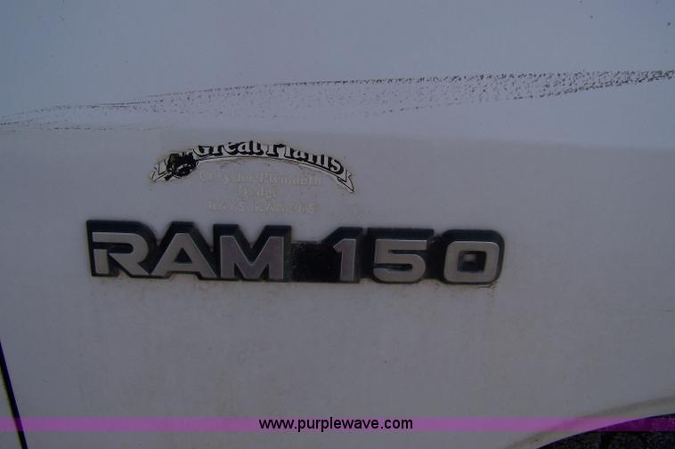 image for item 7380 1992 Dodge D150 pickup truck