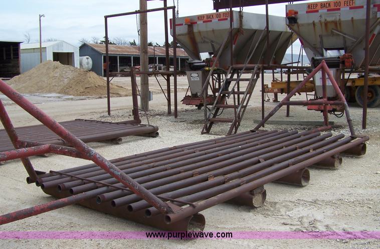image for item 7384 Cattle guard