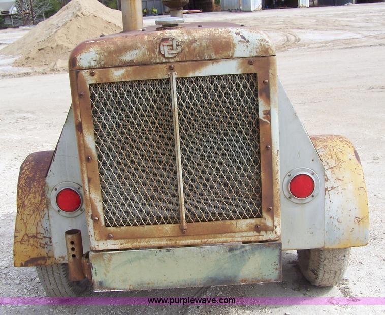 image for item 7386 1966 Gardner RP-85GA air compressor