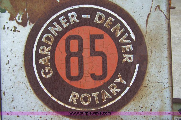 image for item 7386 1966 Gardner RP-85GA air compressor