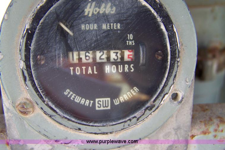 image for item 7386 1966 Gardner RP-85GA air compressor