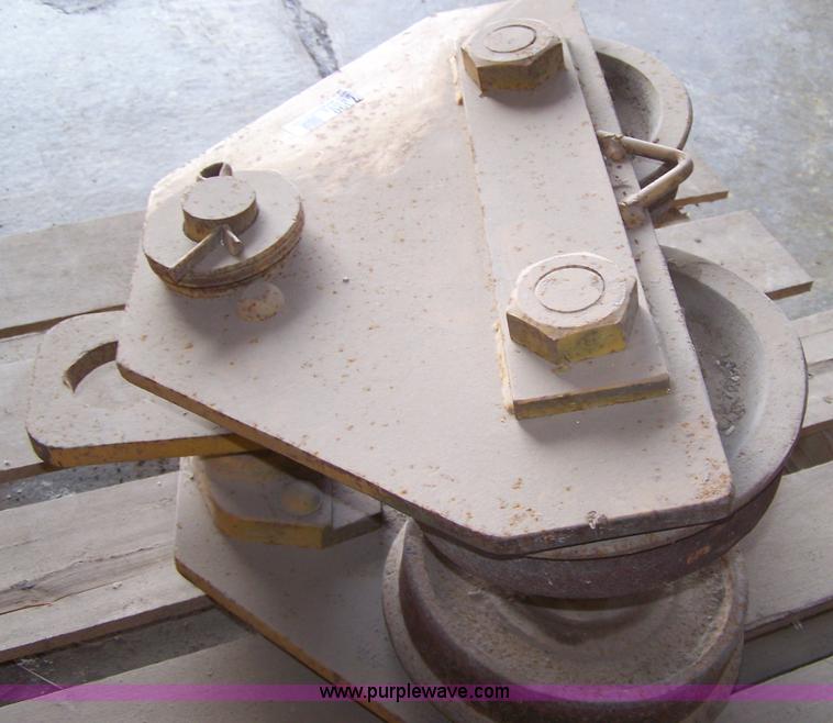 image for item 7390 National five ton trolley