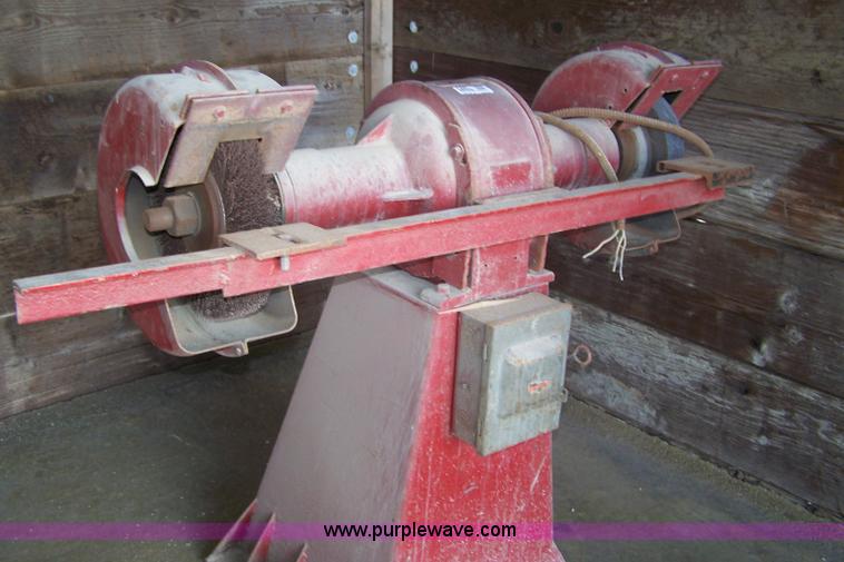 image for item 7391 Stationary dual wheel grinder