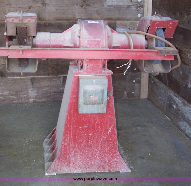 image for item 7391 Stationary dual wheel grinder