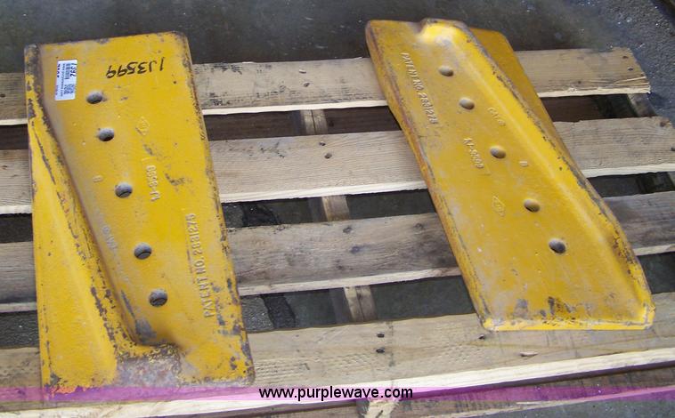 image for item 7392 Scraper parts