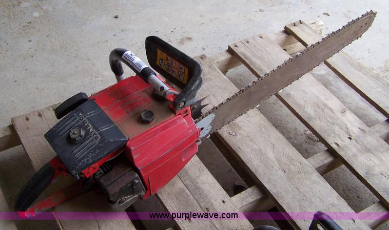 image for item 7401 Homelite SL325 chainsaw