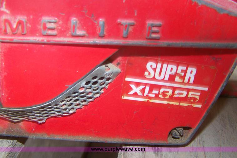 image for item 7401 Homelite SL325 chainsaw