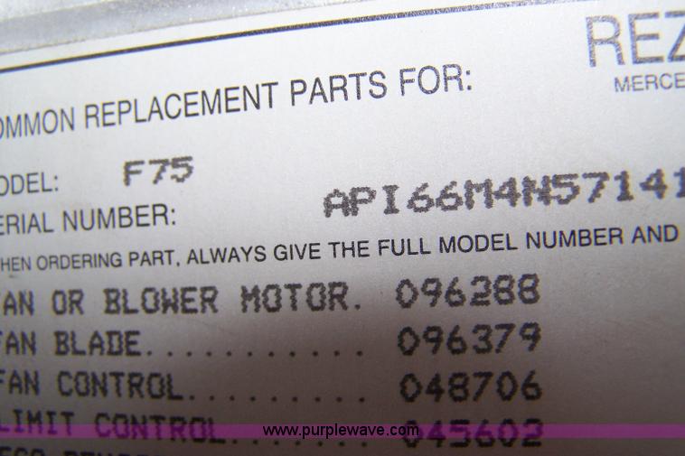 image for item 7403 Renzor and Modine overhead heater