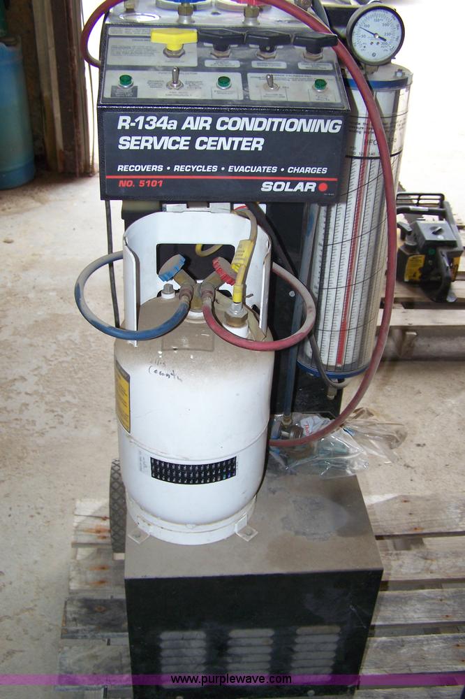 image for item 7406 Solar R-134A service center