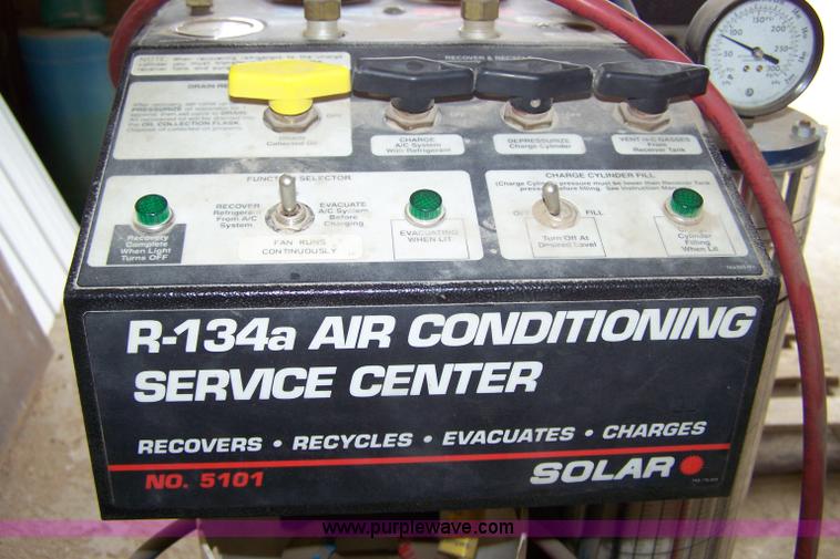 image for item 7406 Solar R-134A service center