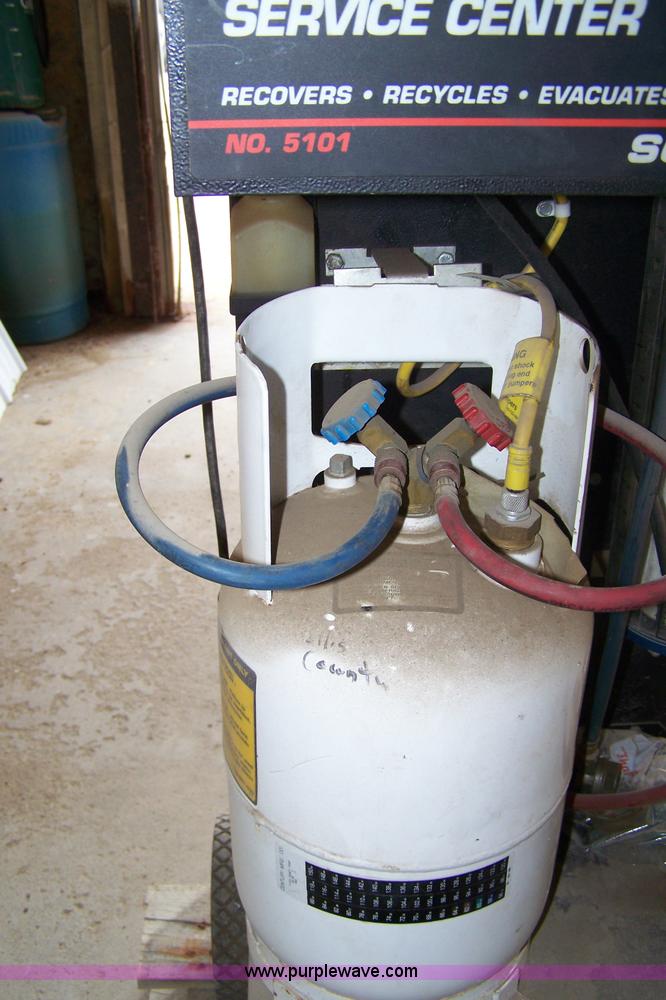 image for item 7406 Solar R-134A service center