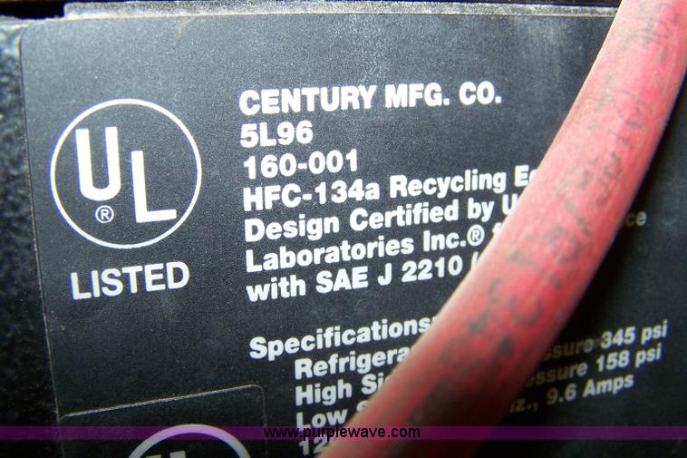 image for item 7406 Solar R-134A service center