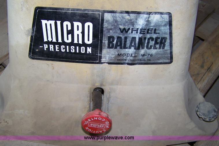 image for item 7407 Micro Precision model M-76 wheel balancer