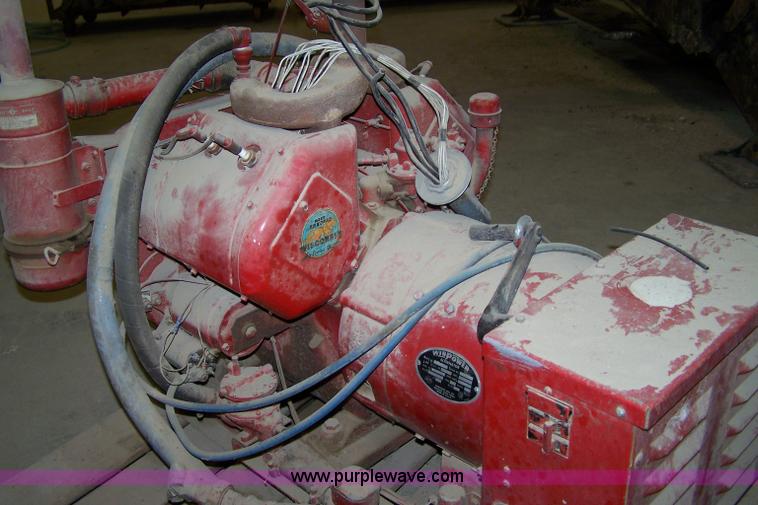 image for item 7408 Wisconsin four cylinder gas generator