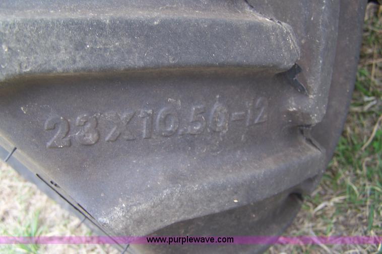 image for item 7474 Grazer G4200CD zero turn mower