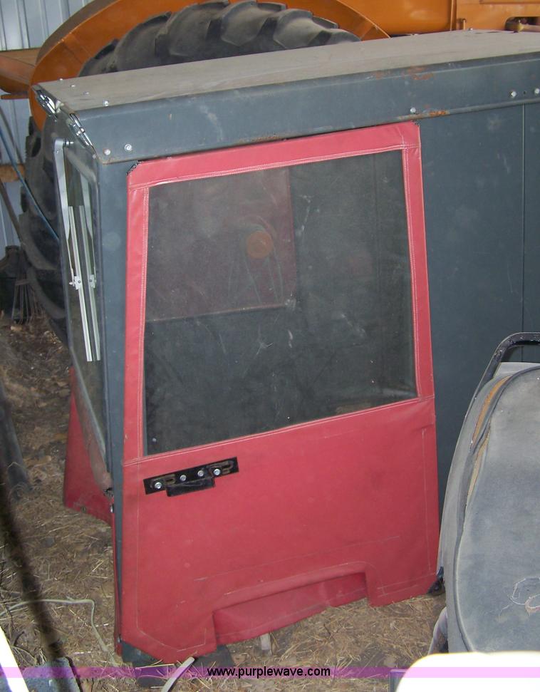 image for item 7474 Grazer G4200CD zero turn mower