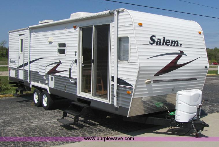 image for item 8465 2007 Salem camper travel trailer