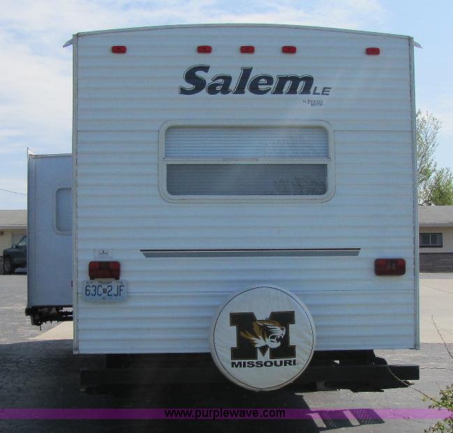 image for item 8465 2007 Salem camper travel trailer