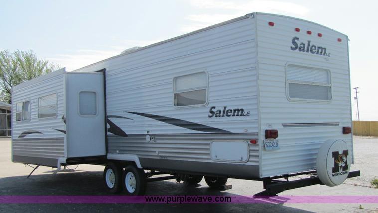 image for item 8465 2007 Salem camper travel trailer