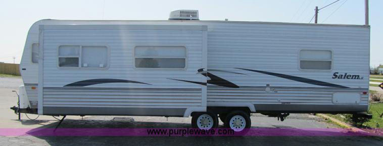 image for item 8465 2007 Salem camper travel trailer