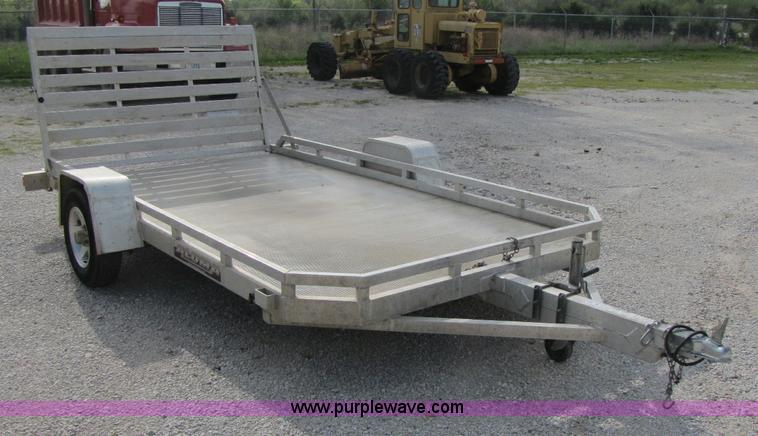 image for item 8467 2007 Aluma trailer