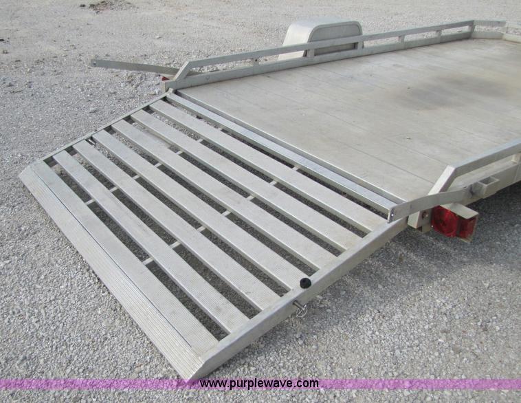 image for item 8467 2007 Aluma trailer