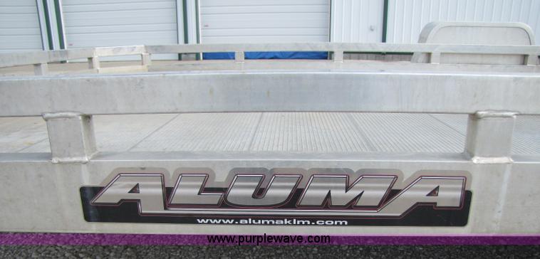 image for item 8467 2007 Aluma trailer