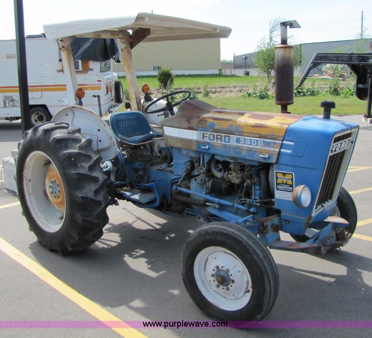 image for item 8570 1978 Ford 3600 tractor