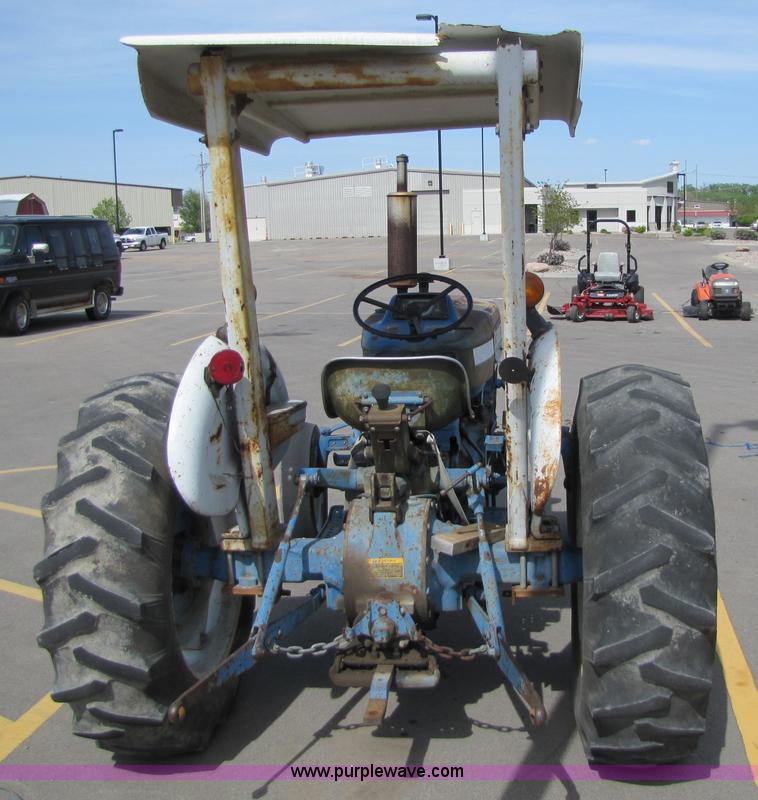 image for item 8570 1978 Ford 3600 tractor