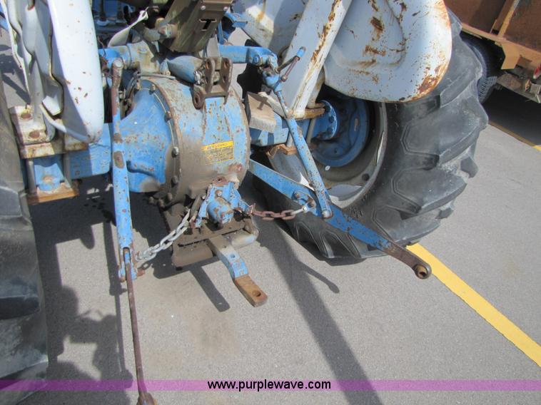 image for item 8570 1978 Ford 3600 tractor