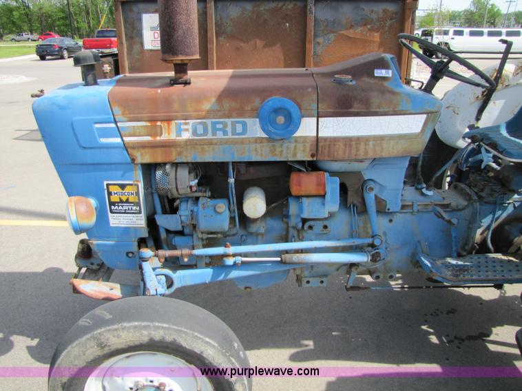 image for item 8570 1978 Ford 3600 tractor