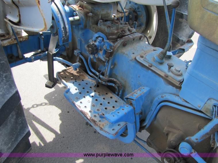image for item 8570 1978 Ford 3600 tractor