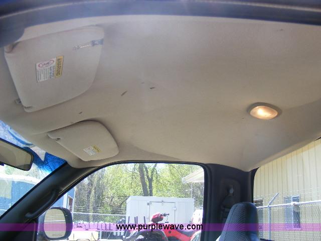 image for item 8611 1999 Dodge Ram 1500 pickup truck