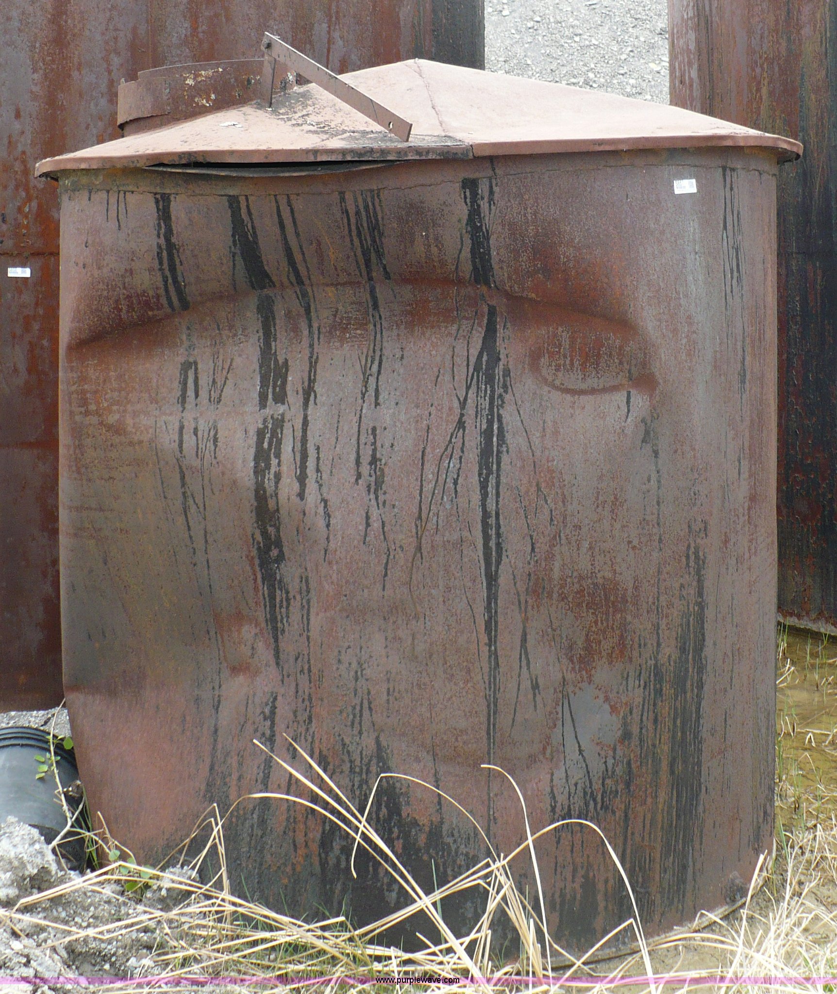 Storage tank in Kansas City, MO Item 5857 sold Purple Wave