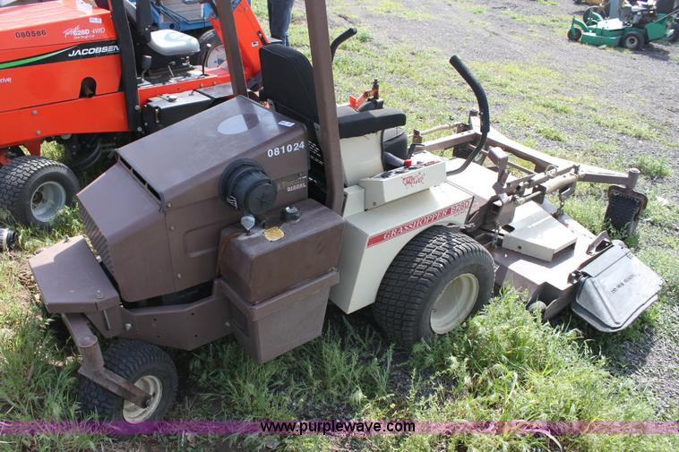 image for item 6235 Grasshopper 928D riding lawn mower