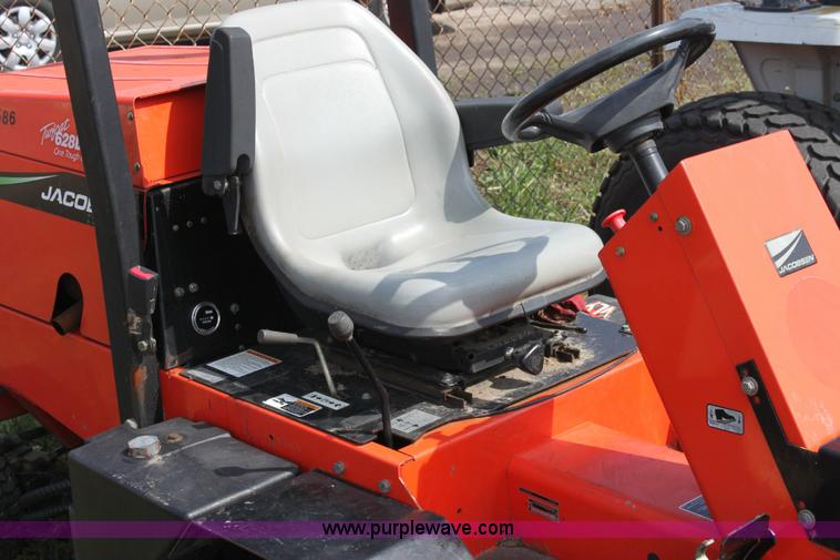 image for item 6236 Jacobsen Turfcat 628D riding lawn mower