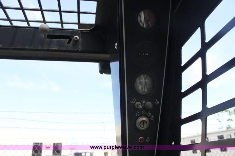 image for item 6238 1995 Scat Track 1300C skid steer