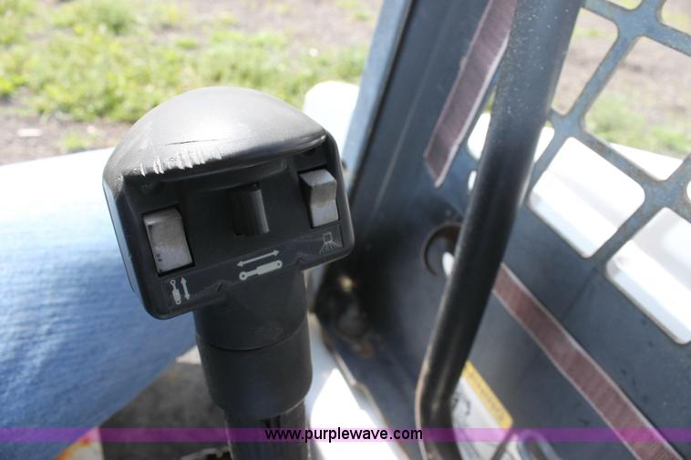 image for item 6241 1994 Bobcat 543B skid steer