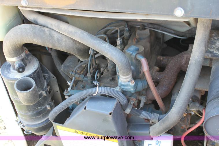 image for item 6241 1994 Bobcat 543B skid steer