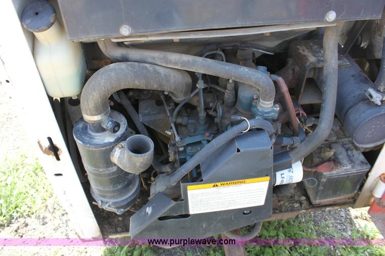 image for item 6241 1994 Bobcat 543B skid steer