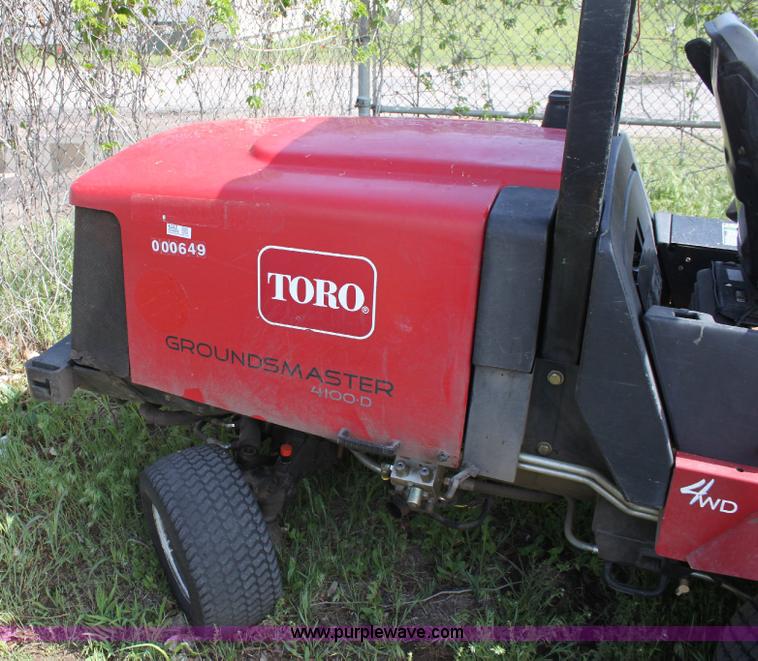 image for item 6242 2004 Toro Groundsmaster 4100-D lawn mower