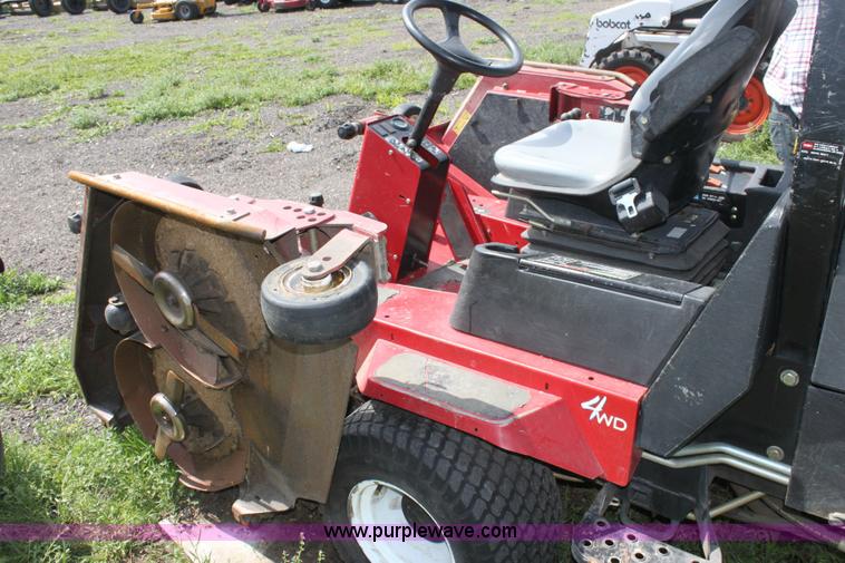 image for item 6242 2004 Toro Groundsmaster 4100-D lawn mower